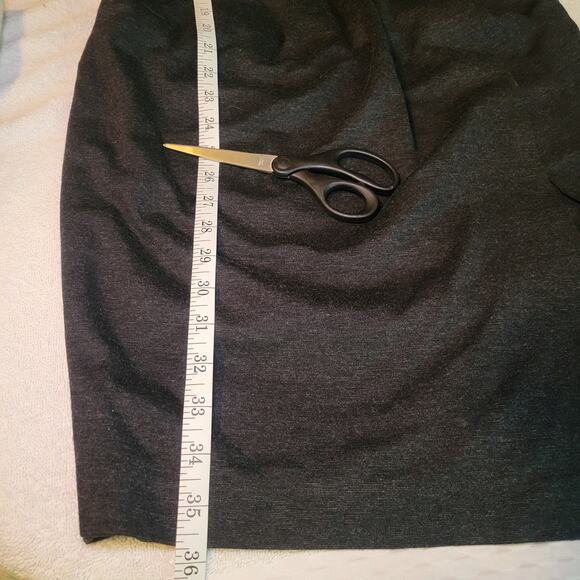 Calvin Klein Gray Knee Length Dress 3/4 Sleeve Round Neck Size 8 Petite Pockets - Picture 6 of 10